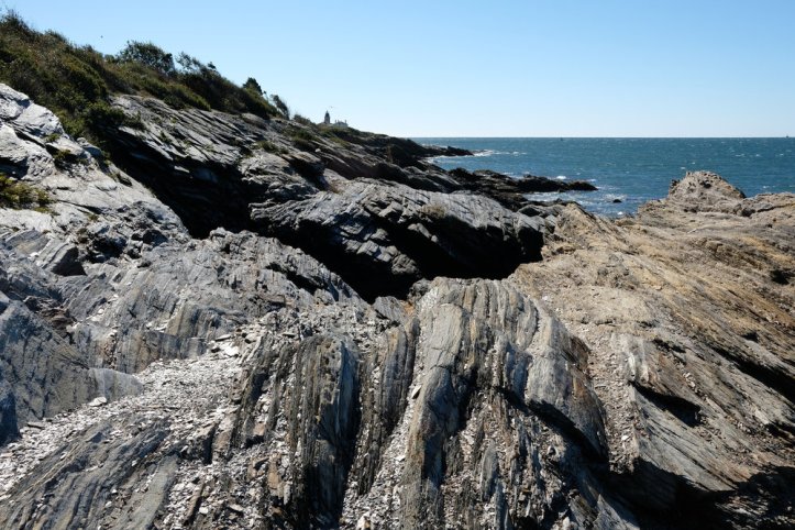 [23mm f2]: ISO 200, f/11, 1/200 sec